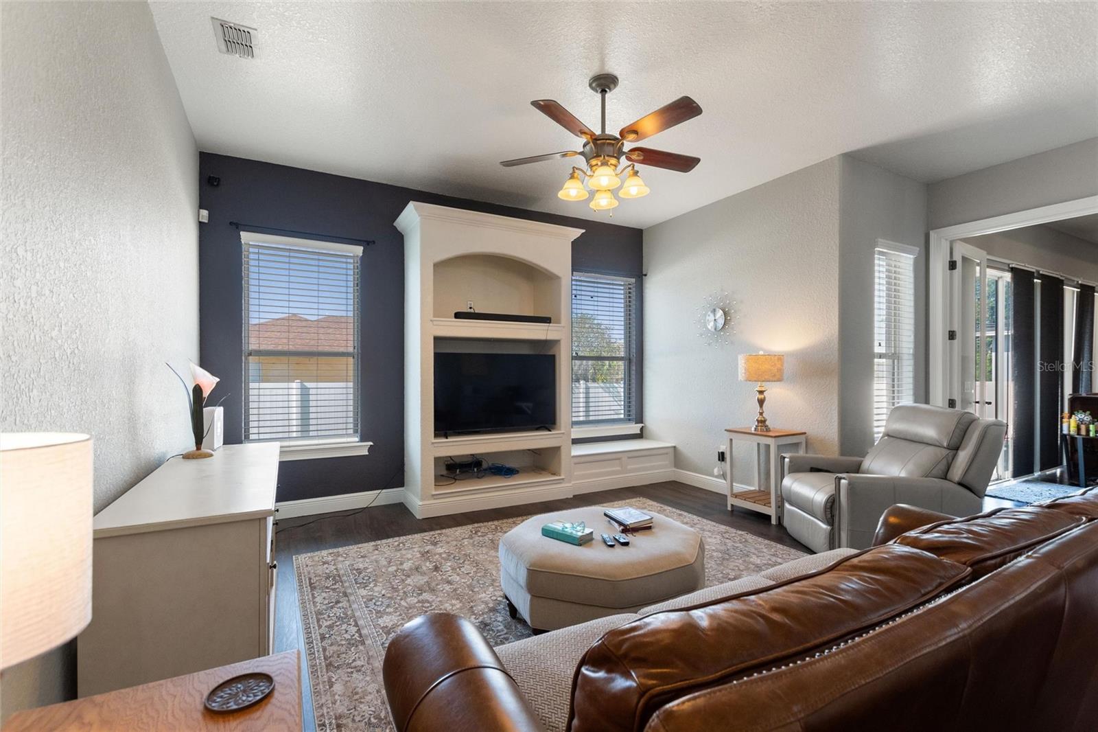 BROOKSIDE BLUFF - Residential