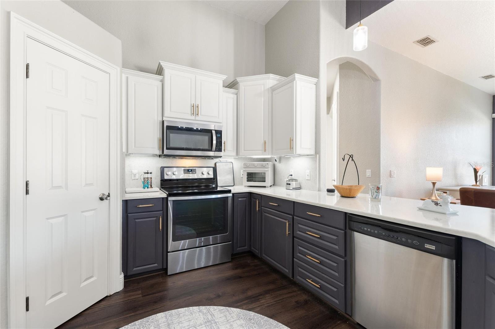 BROOKSIDE BLUFF - Residential