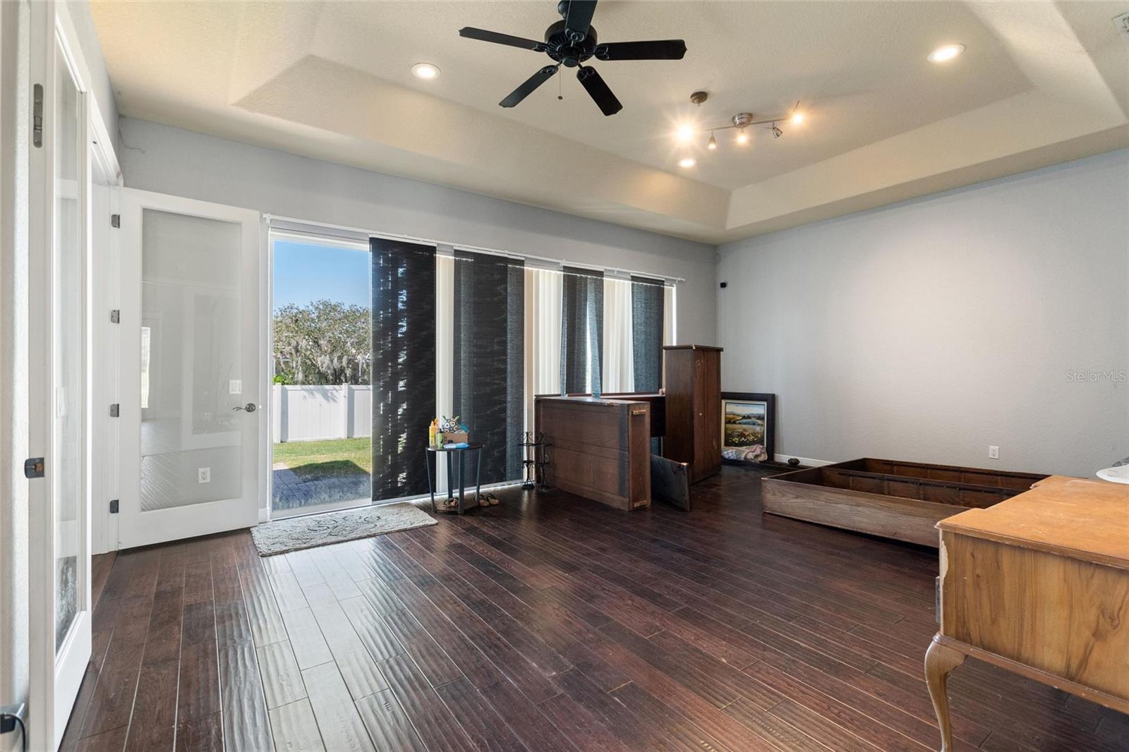 BROOKSIDE BLUFF - Residential