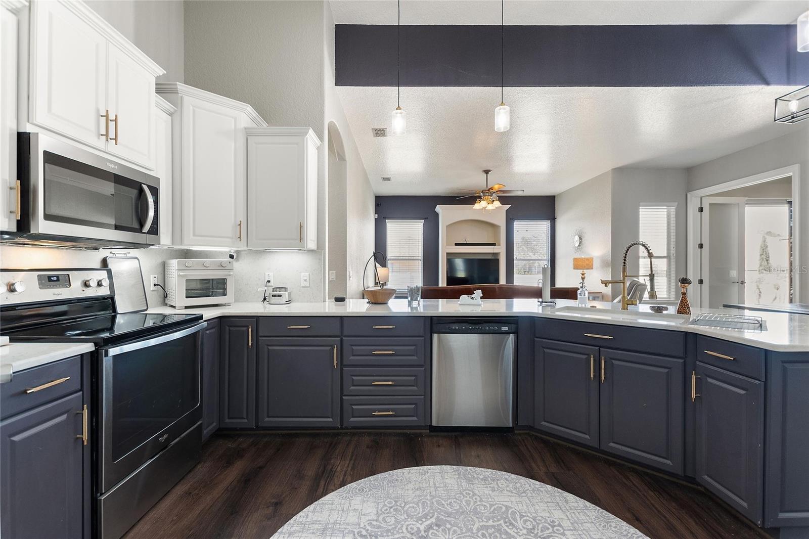 BROOKSIDE BLUFF - Residential