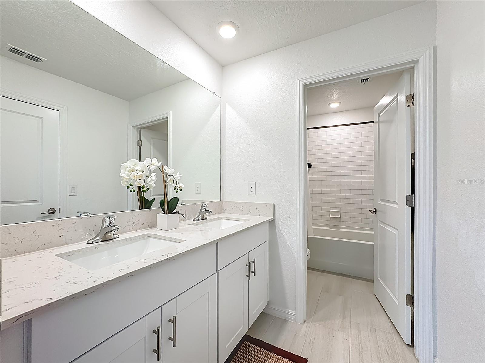 BERRY BAY SUB - Residential