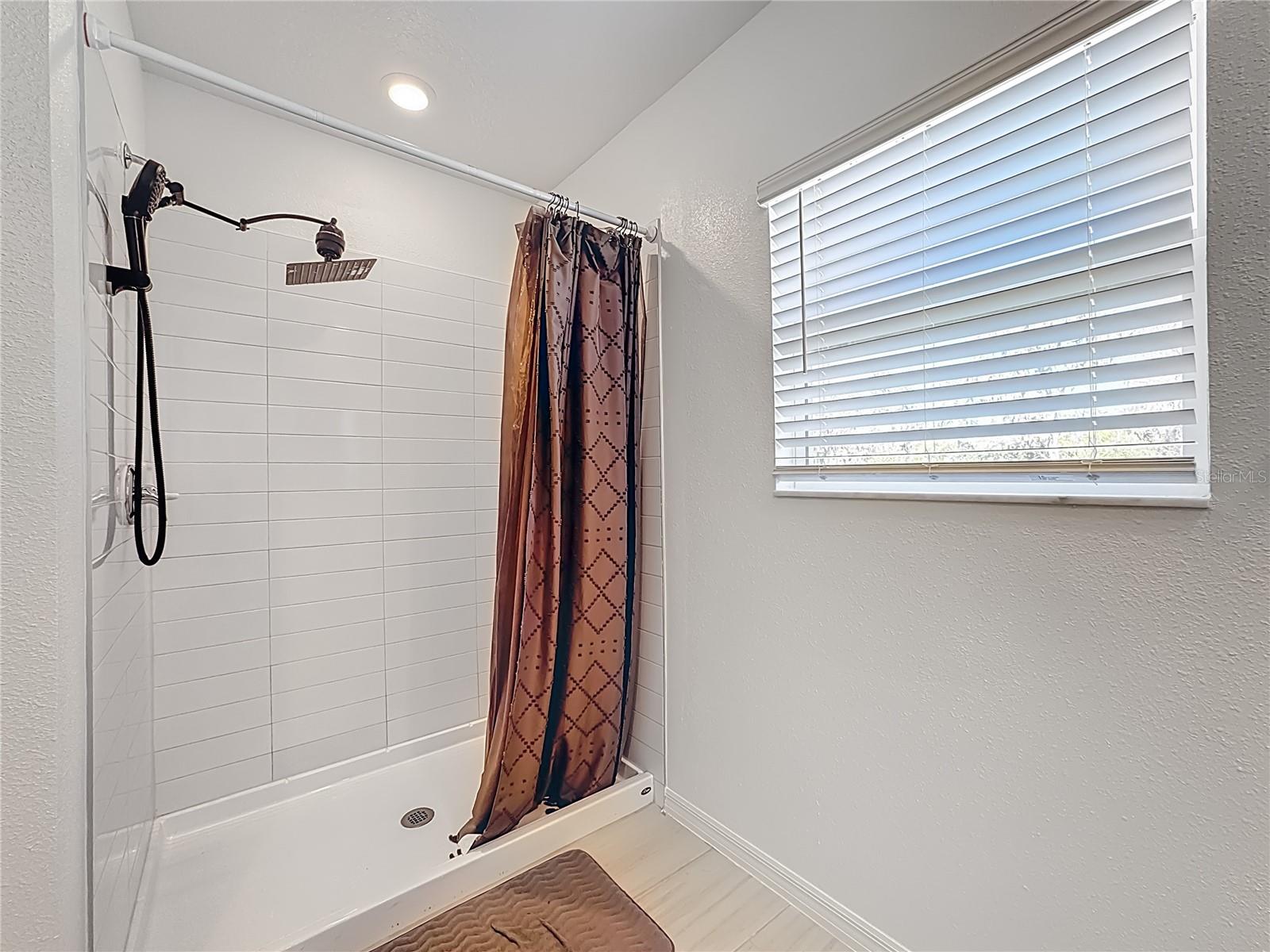 BERRY BAY SUB - Residential