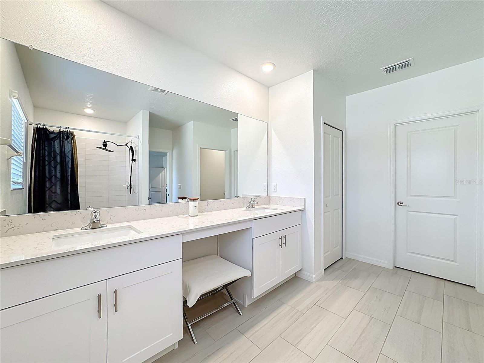 BERRY BAY SUB - Residential