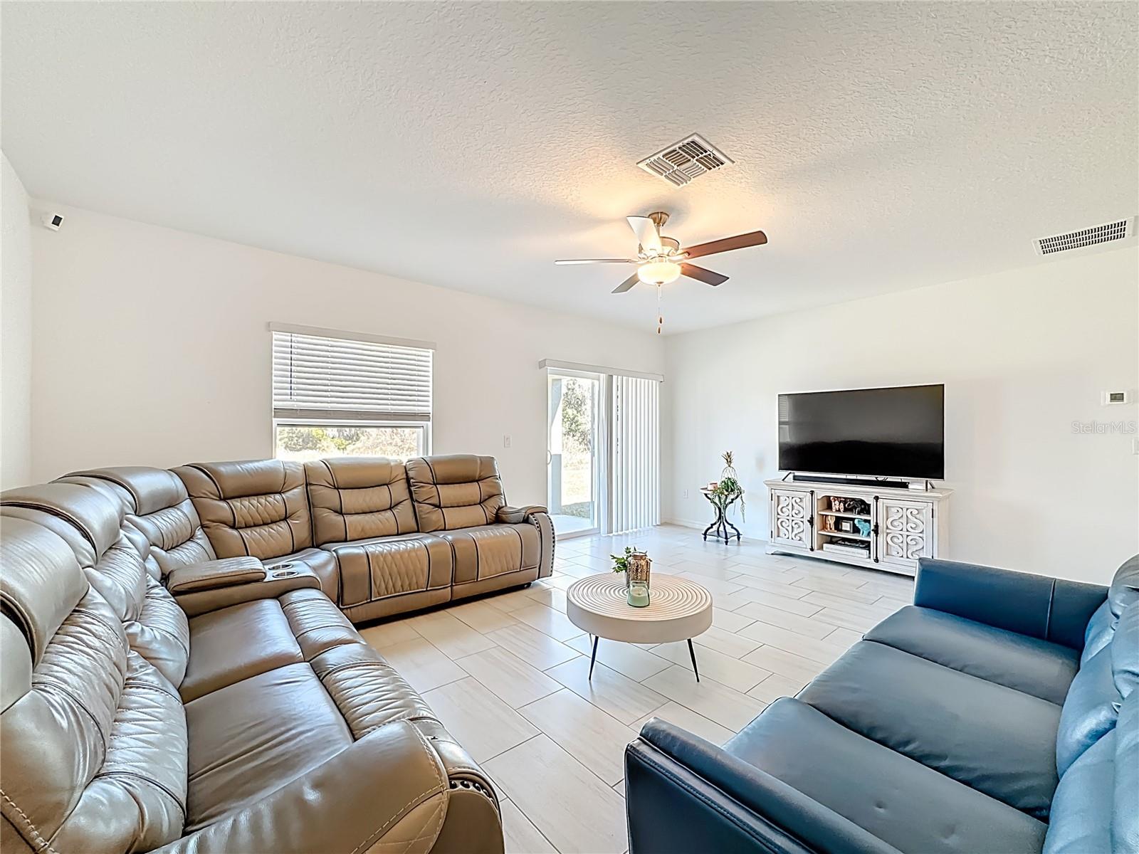 BERRY BAY SUB - Residential