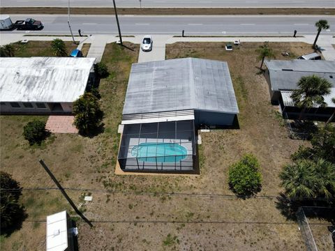 A home in PORT CHARLOTTE