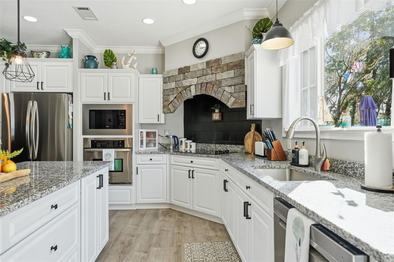 WOLF PRARIE/BELL PROPE PROPS - Residential