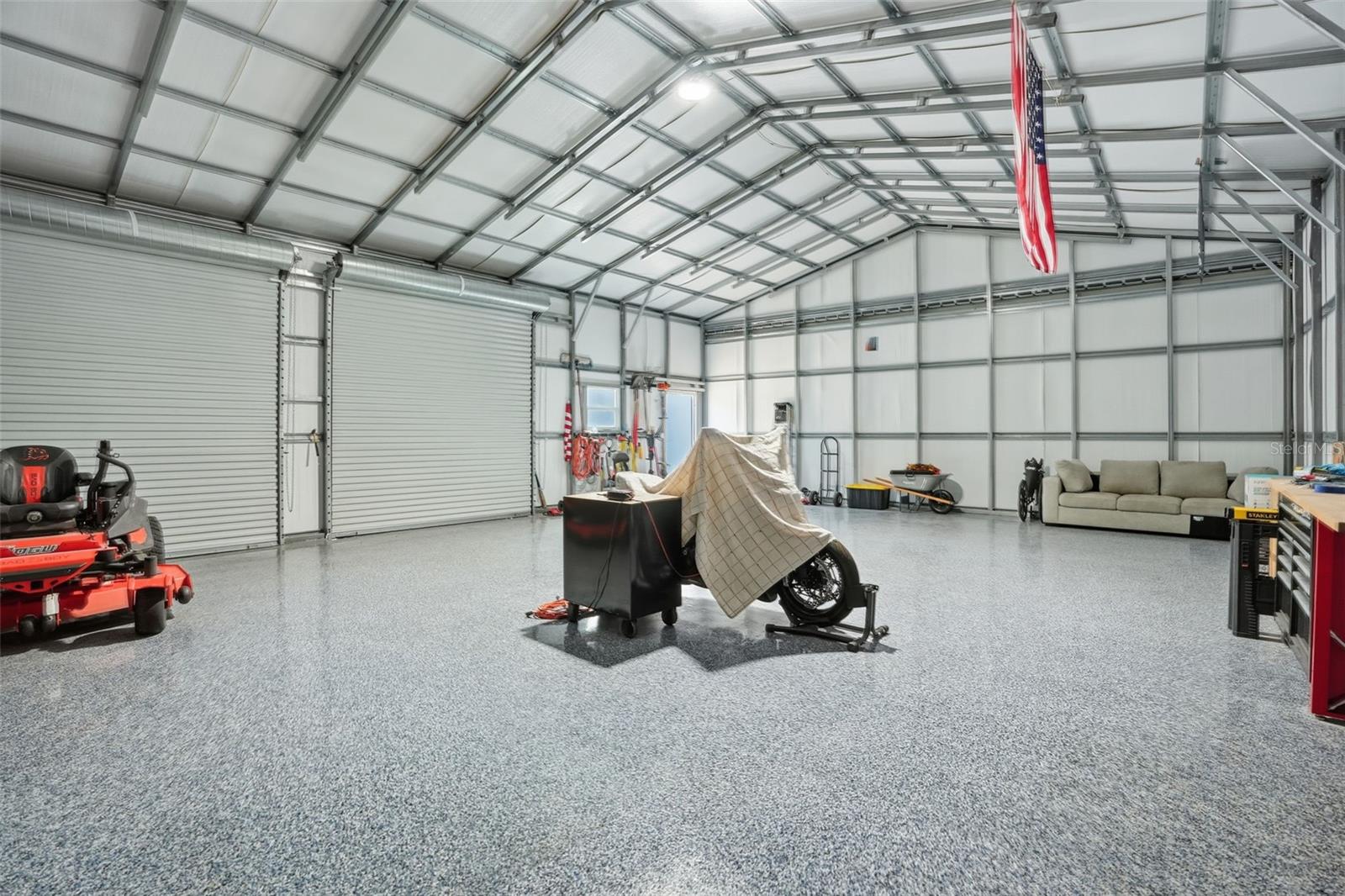 WOLF PRARIE/BELL PROPE PROPS - Residential