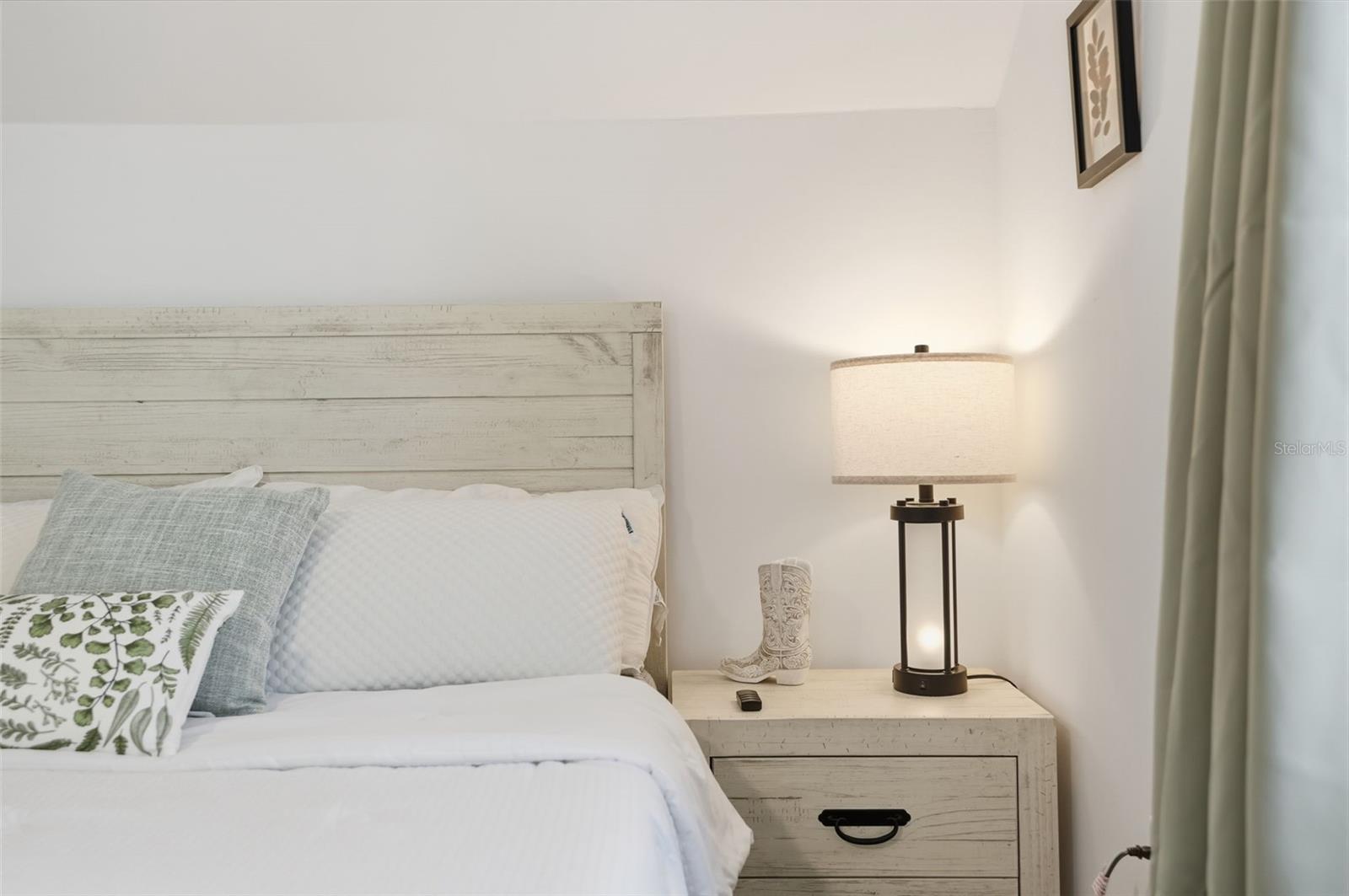 WOLF PRARIE/BELL PROPE PROPS - Residential