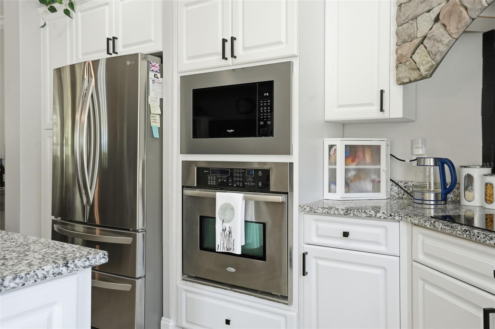 WOLF PRARIE/BELL PROPE PROPS - Residential