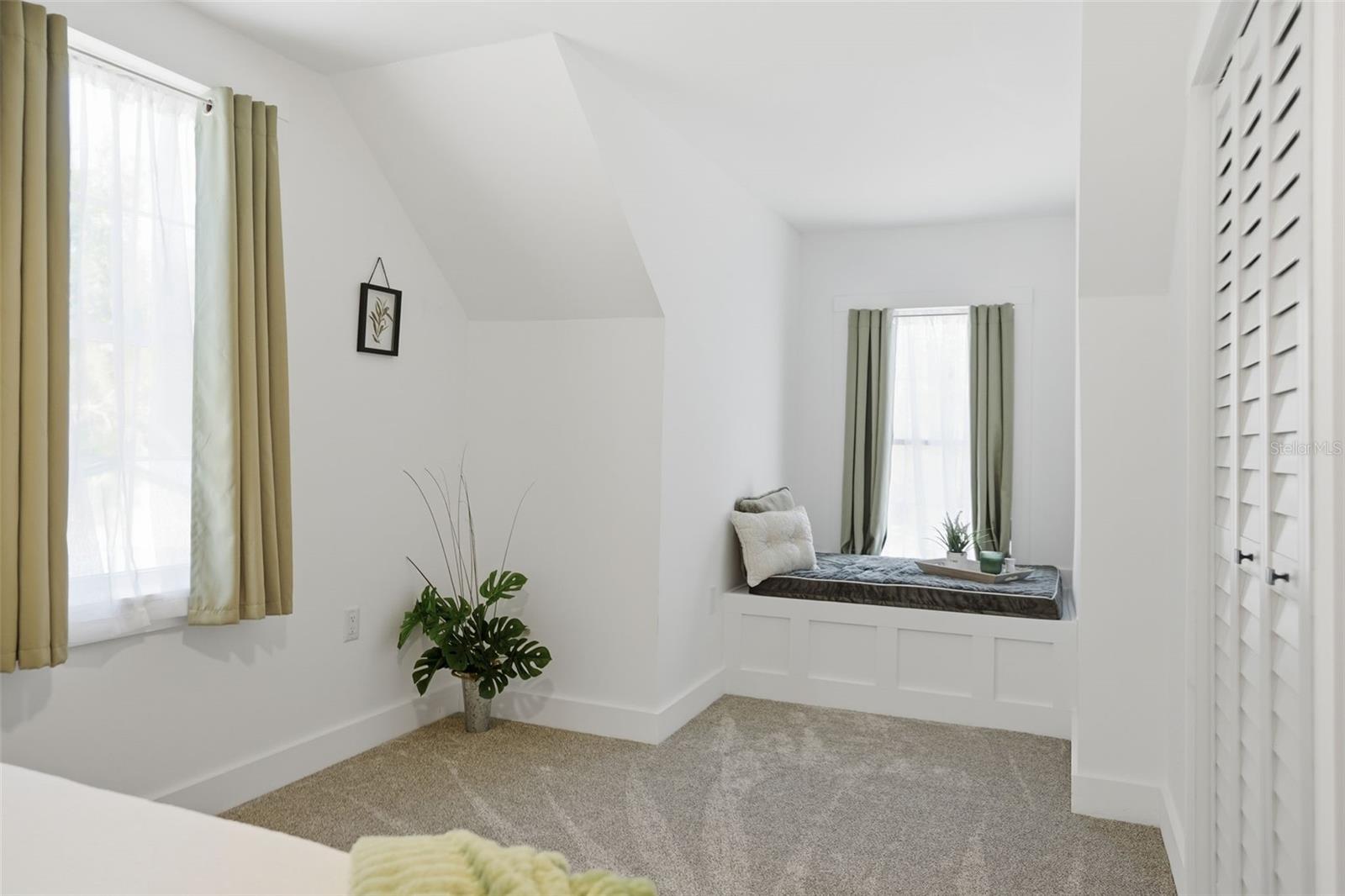 WOLF PRARIE/BELL PROPE PROPS - Residential