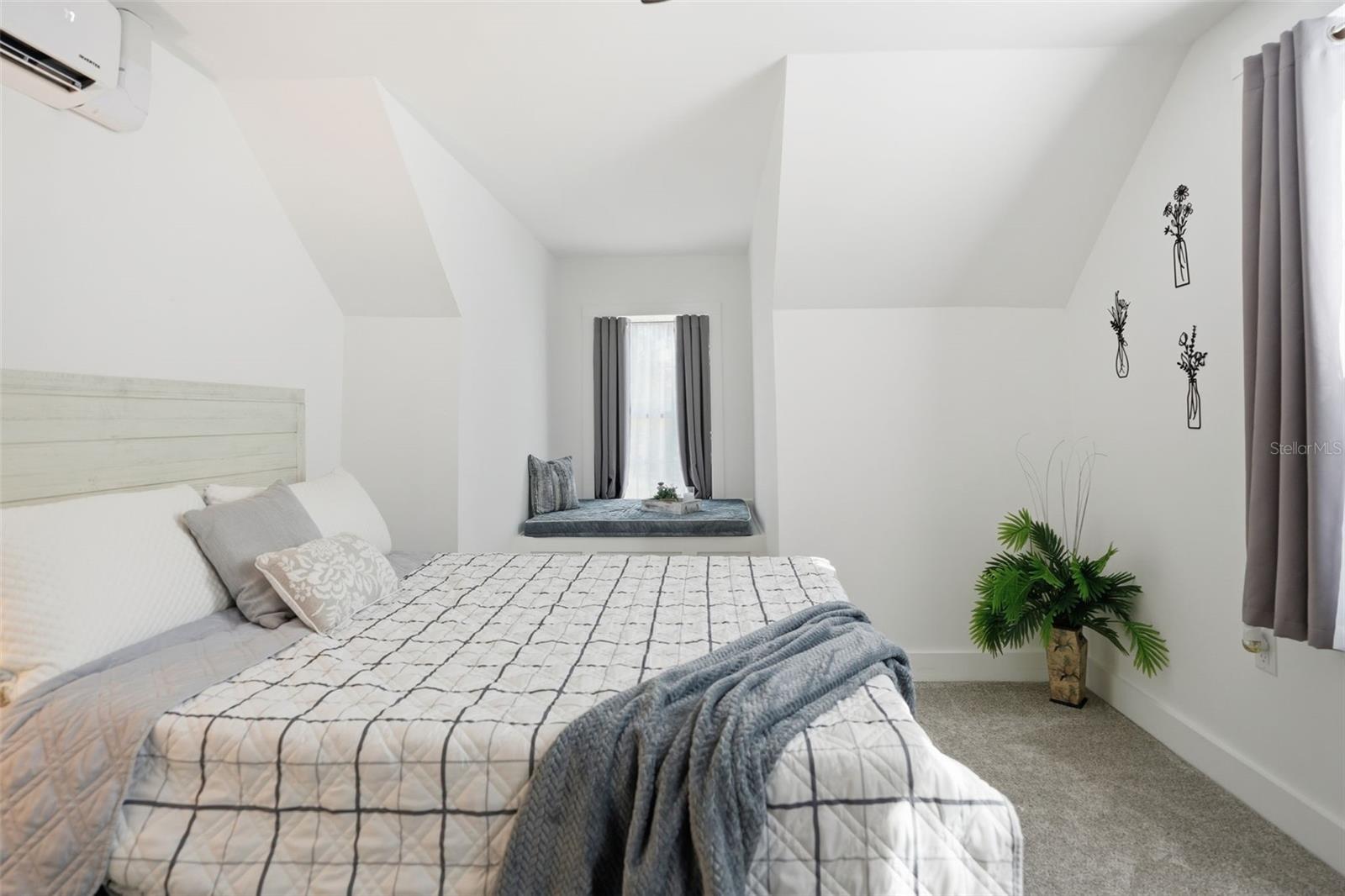 WOLF PRARIE/BELL PROPE PROPS - Residential