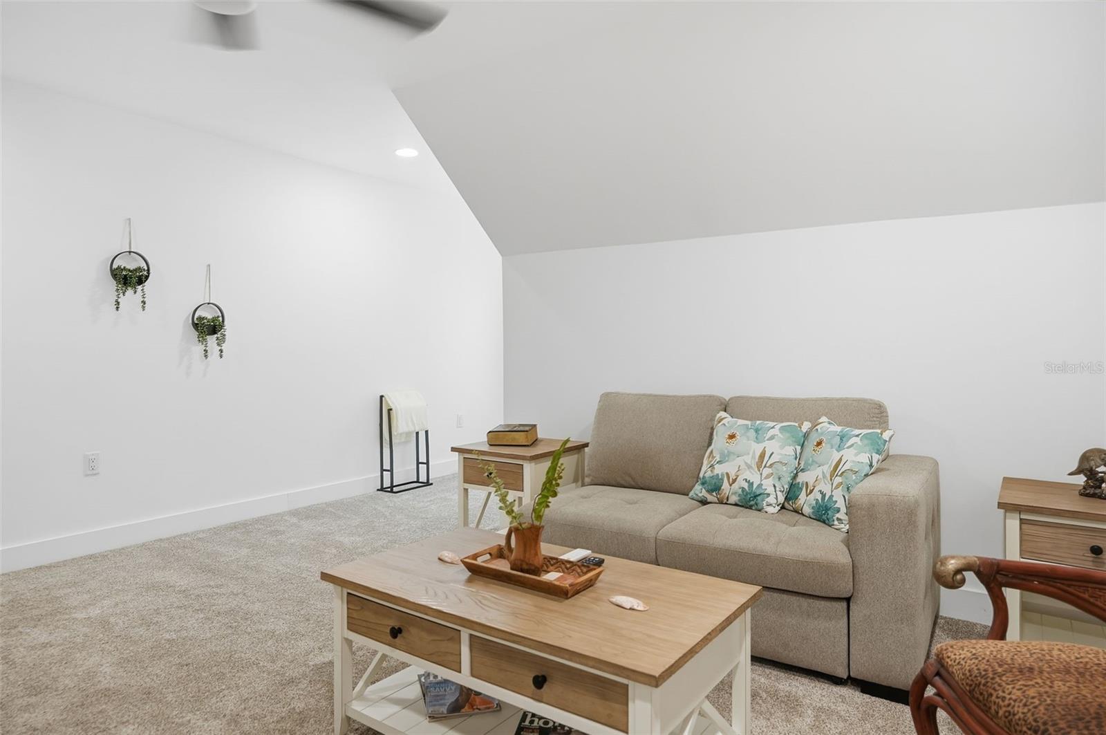 WOLF PRARIE/BELL PROPE PROPS - Residential