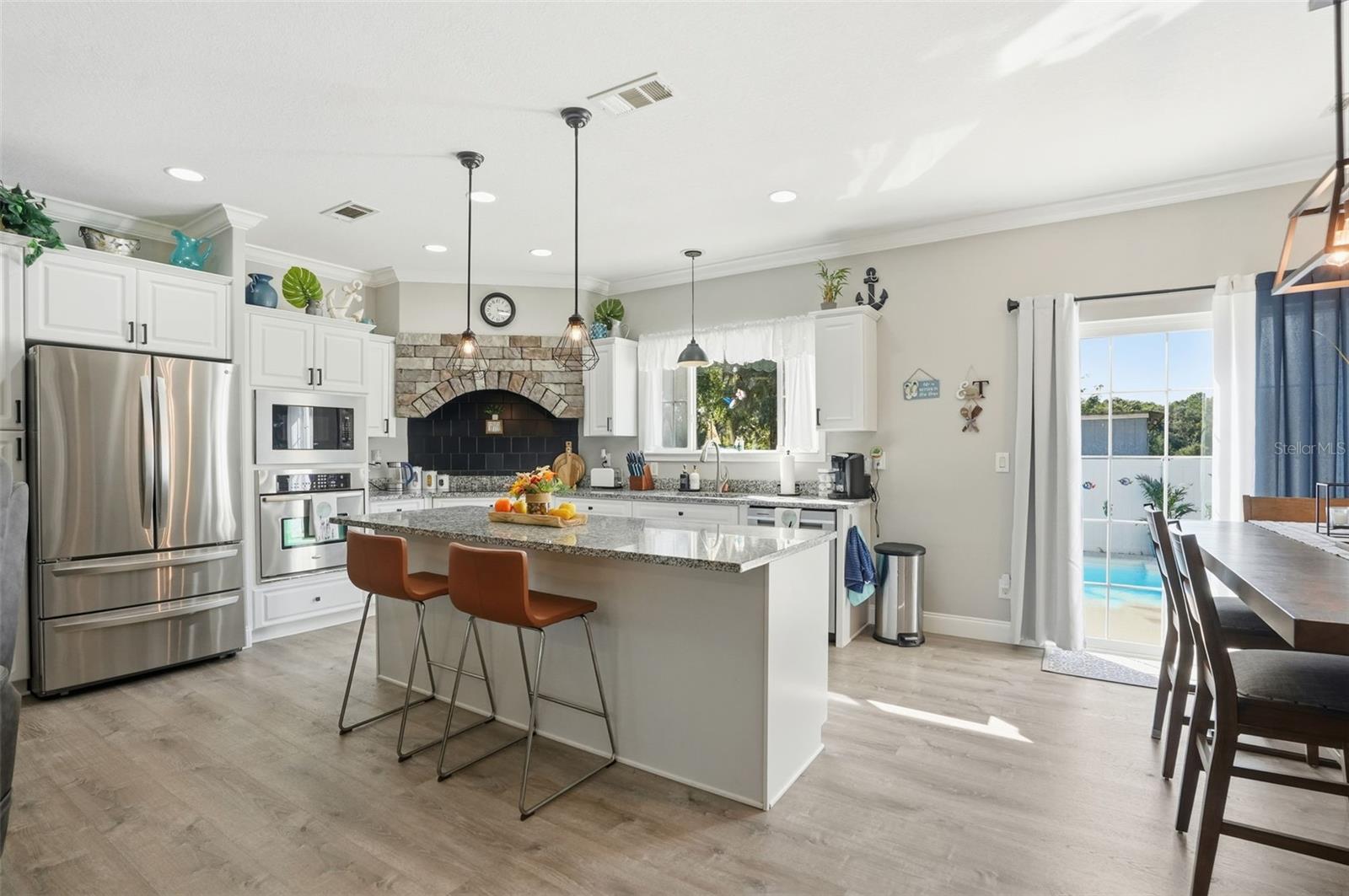 WOLF PRARIE/BELL PROPE PROPS - Residential