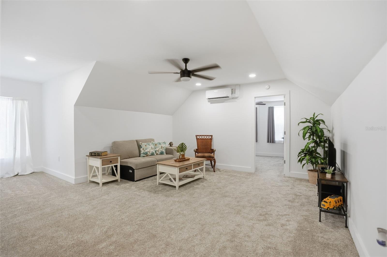 WOLF PRARIE/BELL PROPE PROPS - Residential