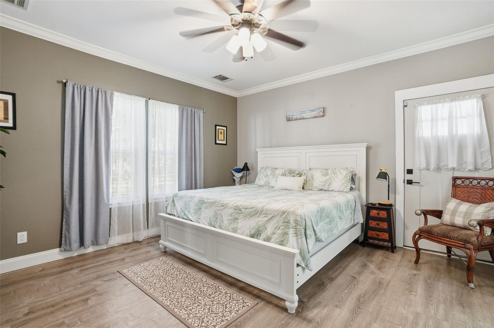 WOLF PRARIE/BELL PROPE PROPS - Residential