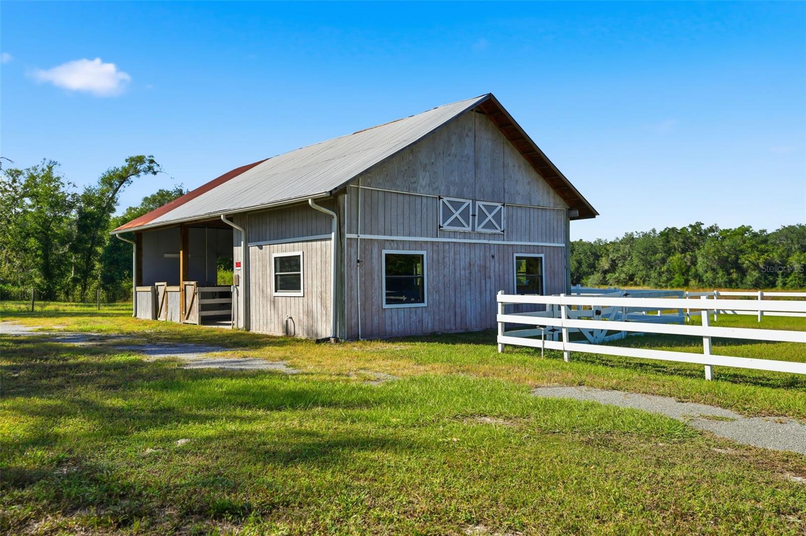 WOLF PRARIE/BELL PROPE PROPS - Residential