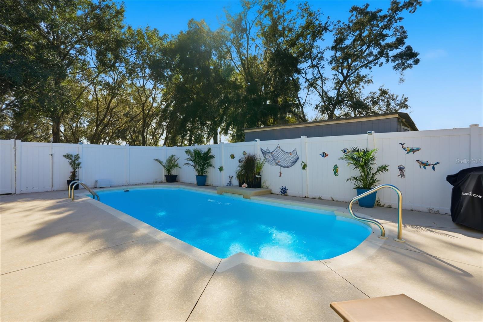 WOLF PRARIE/BELL PROPE PROPS - Residential