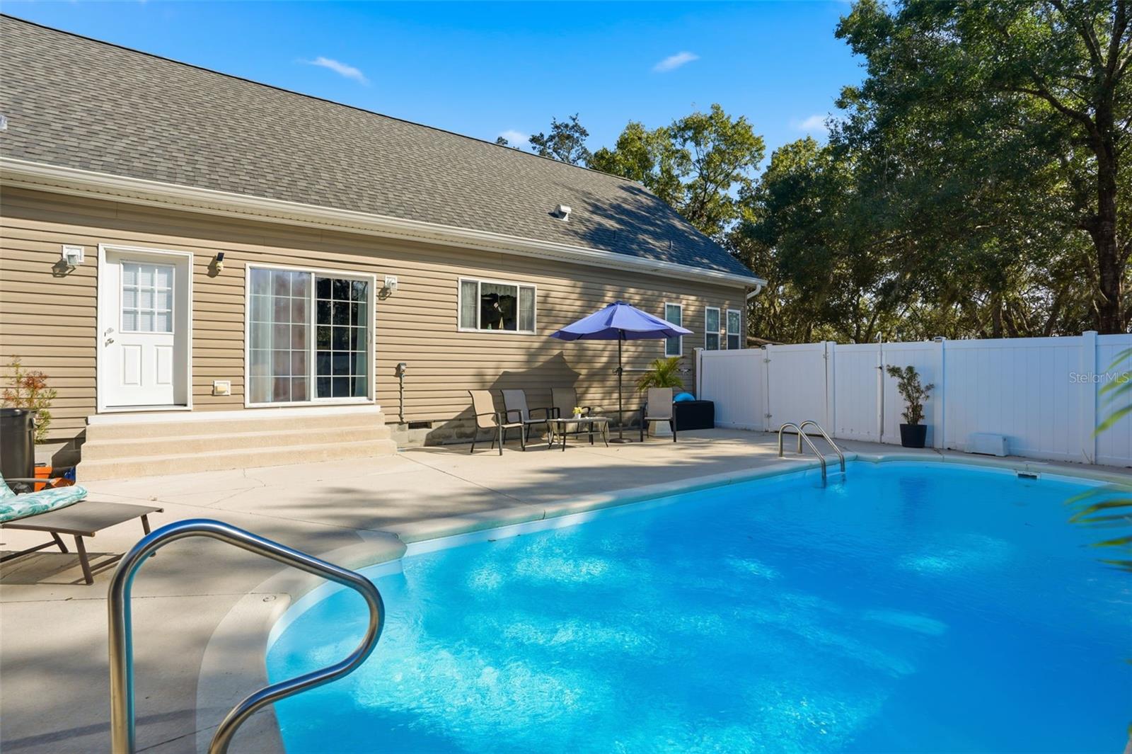 WOLF PRARIE/BELL PROPE PROPS - Residential