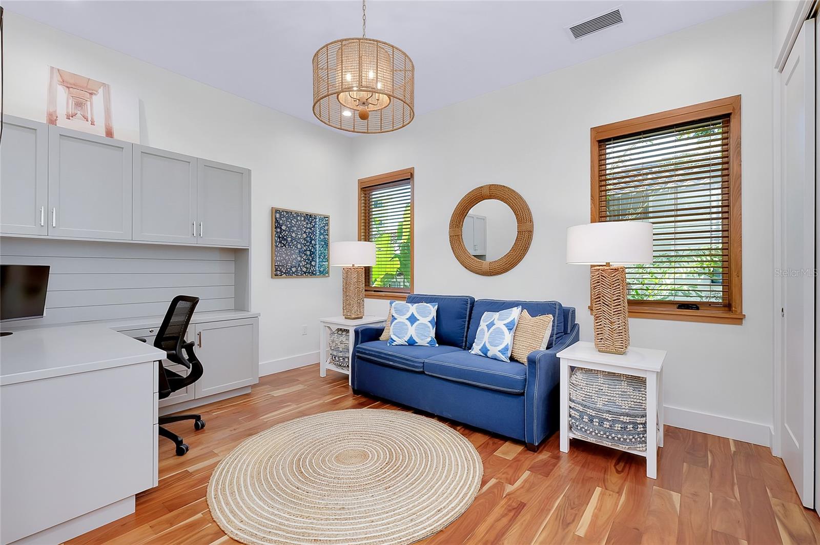 LIDO BEACH - Residential