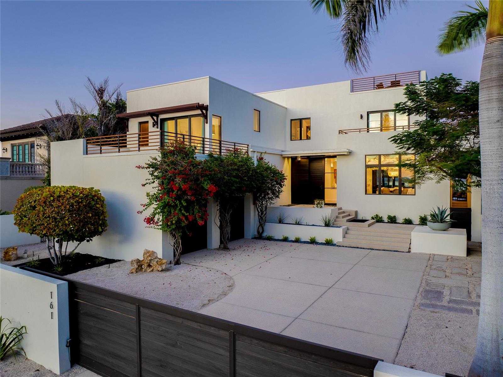 LIDO BEACH - Residential