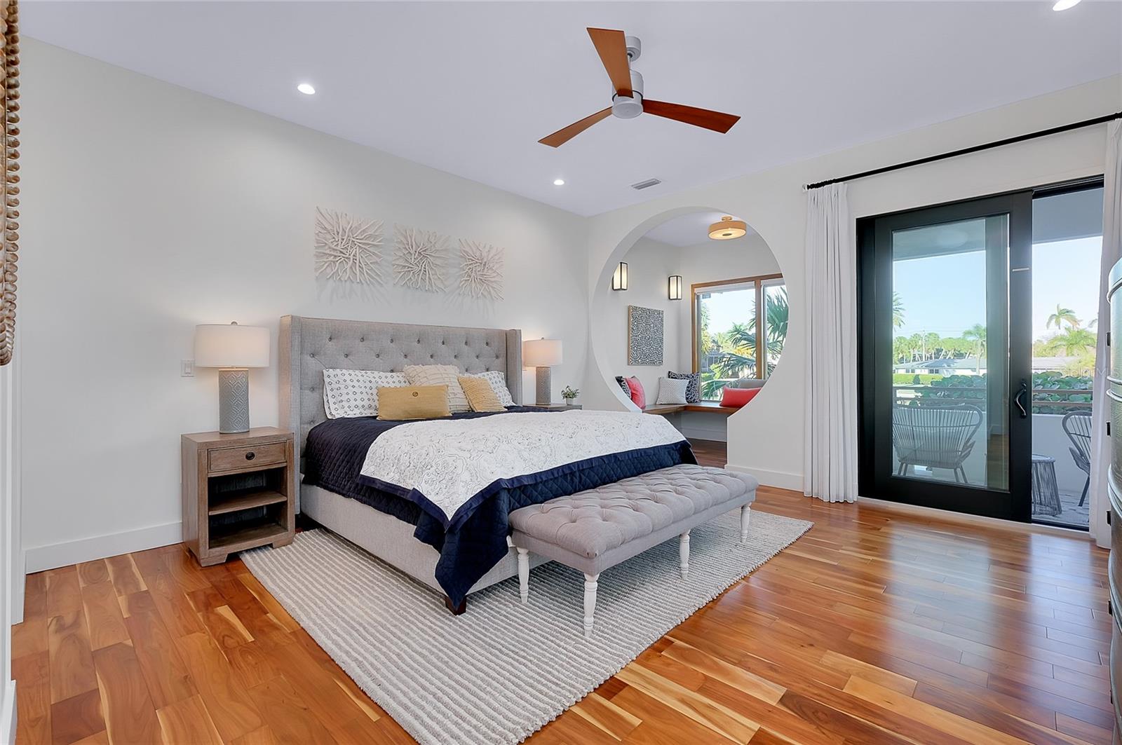 LIDO BEACH - Residential