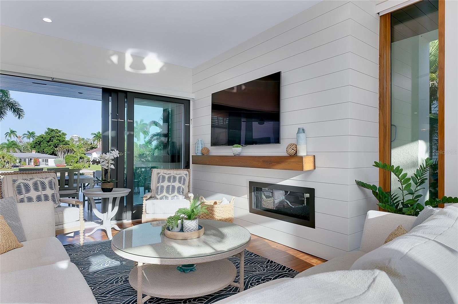 LIDO BEACH - Residential