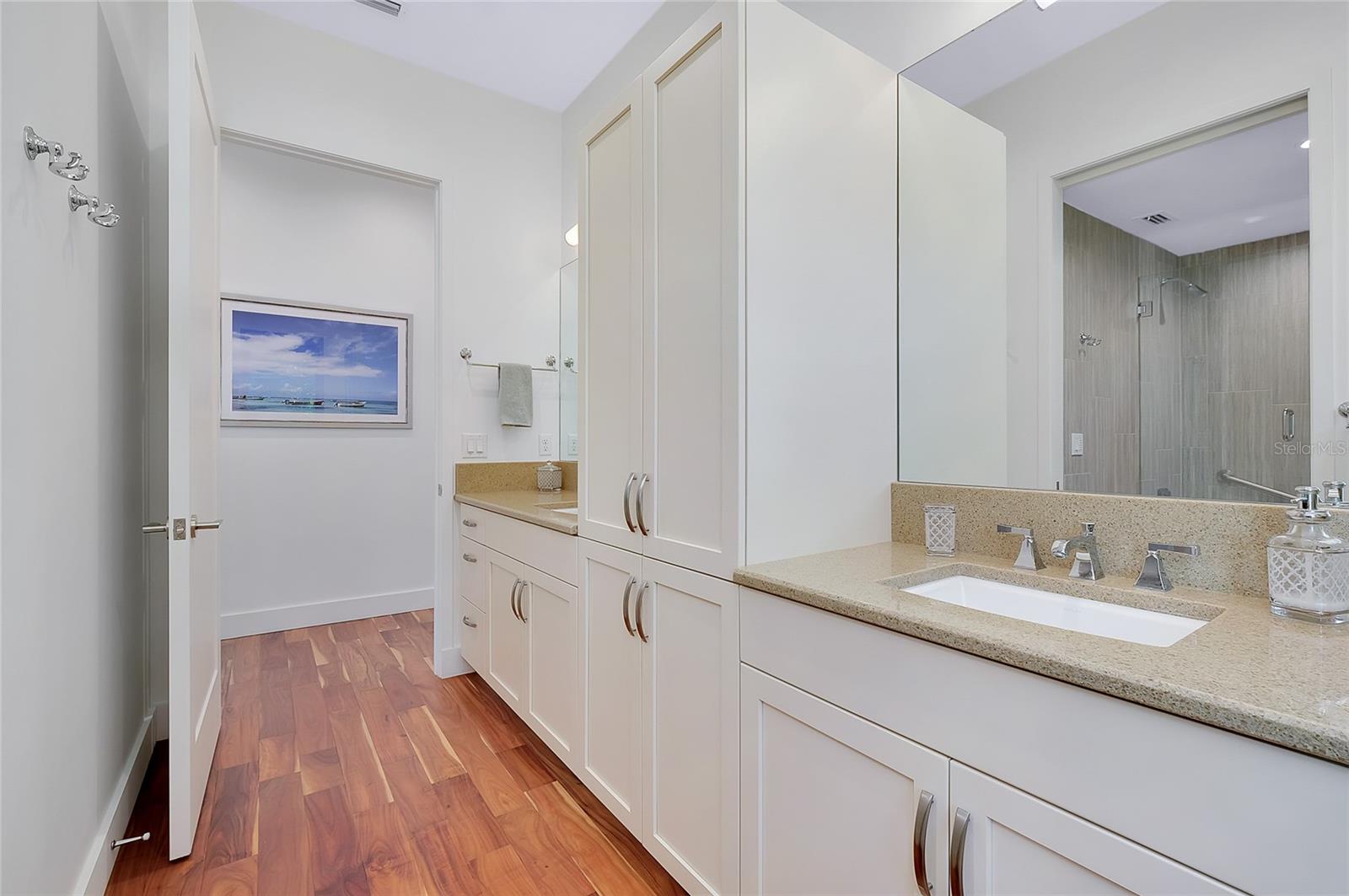 LIDO BEACH - Residential