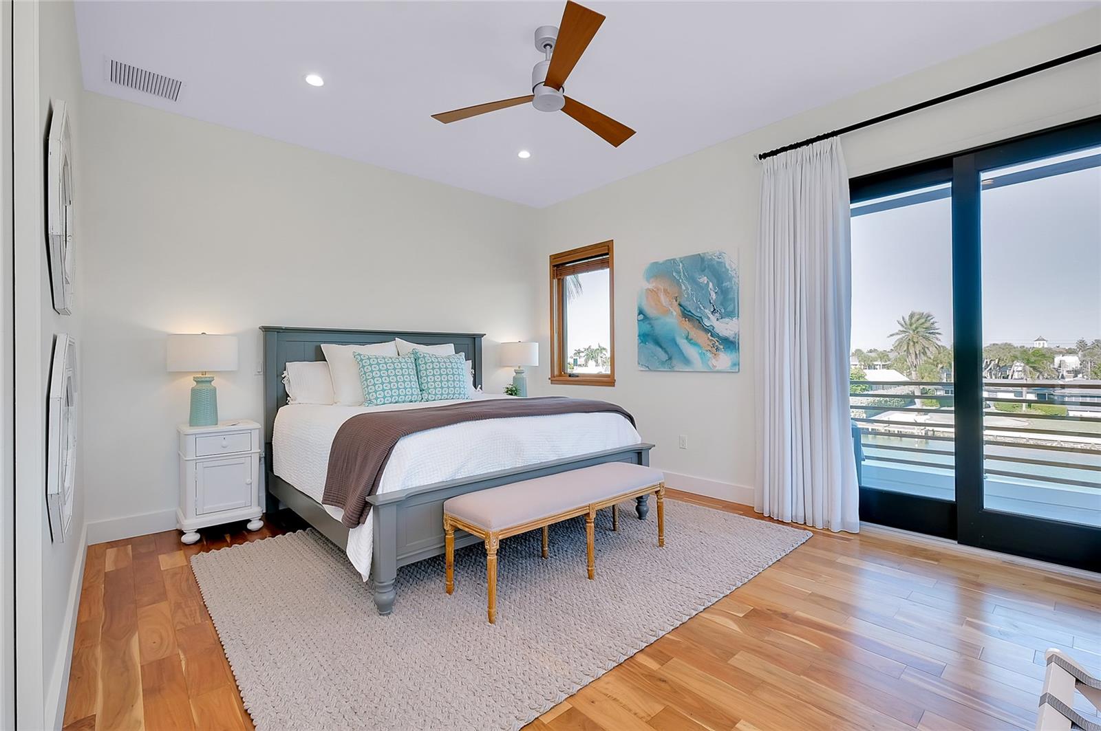 LIDO BEACH - Residential