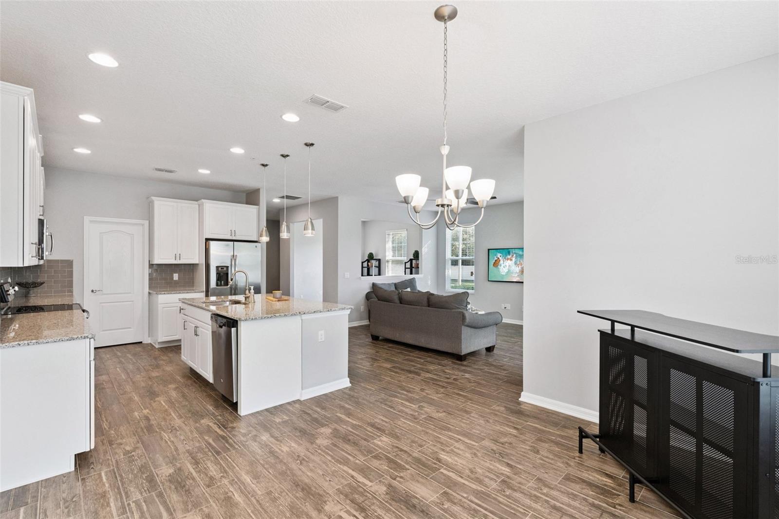 HICKORY HAMMOCK - Residential