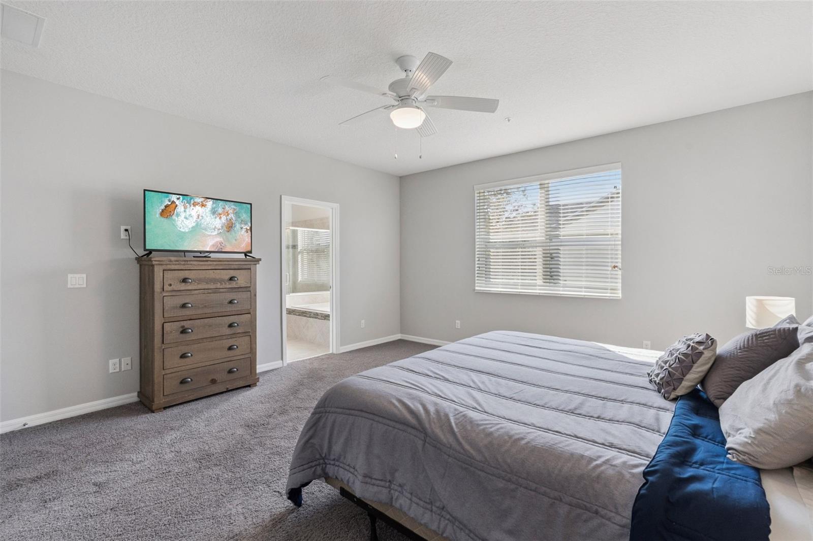 HICKORY HAMMOCK - Residential