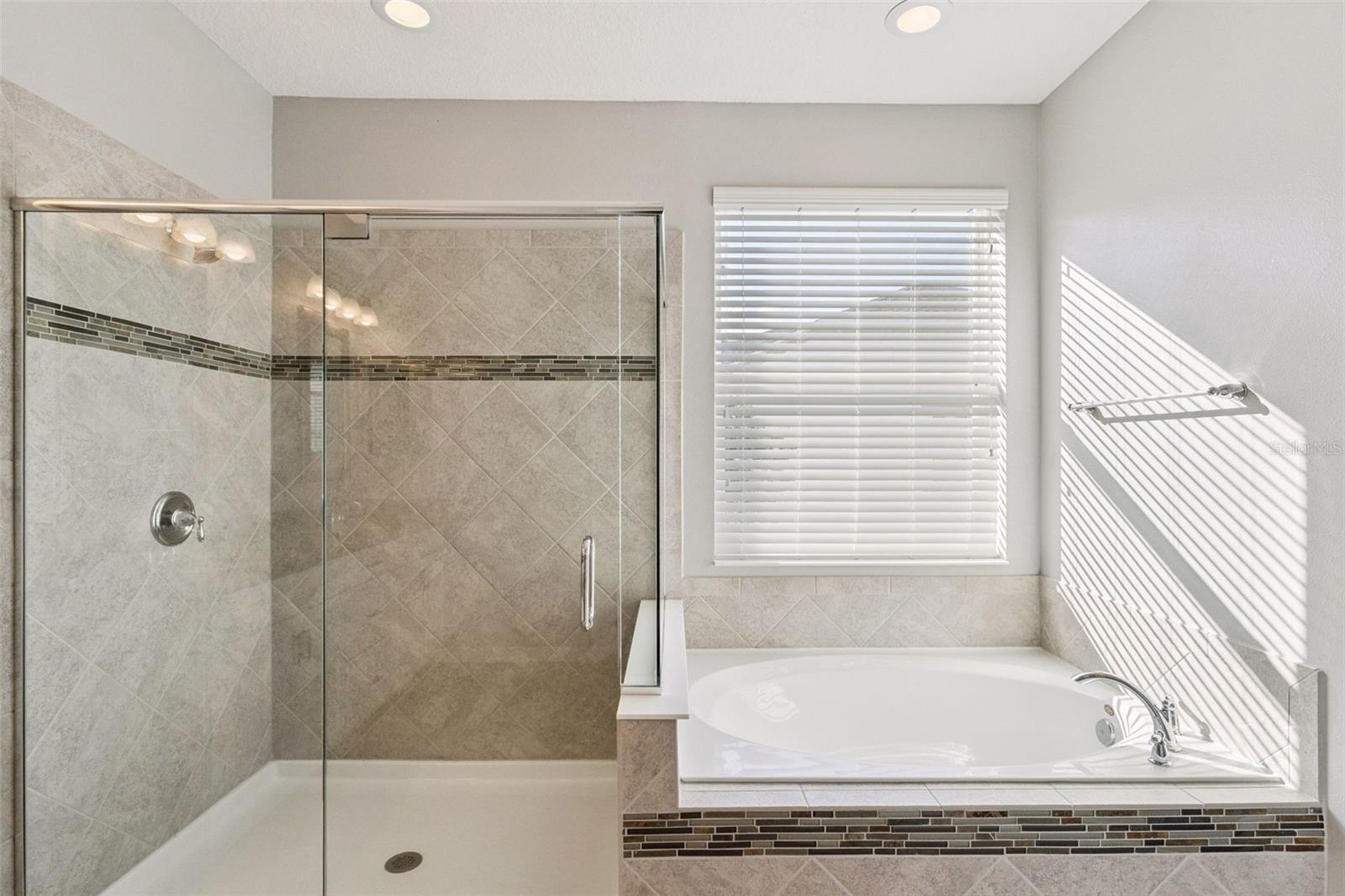 HICKORY HAMMOCK - Residential