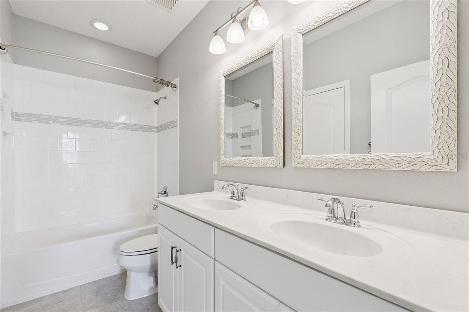 HICKORY HAMMOCK - Residential