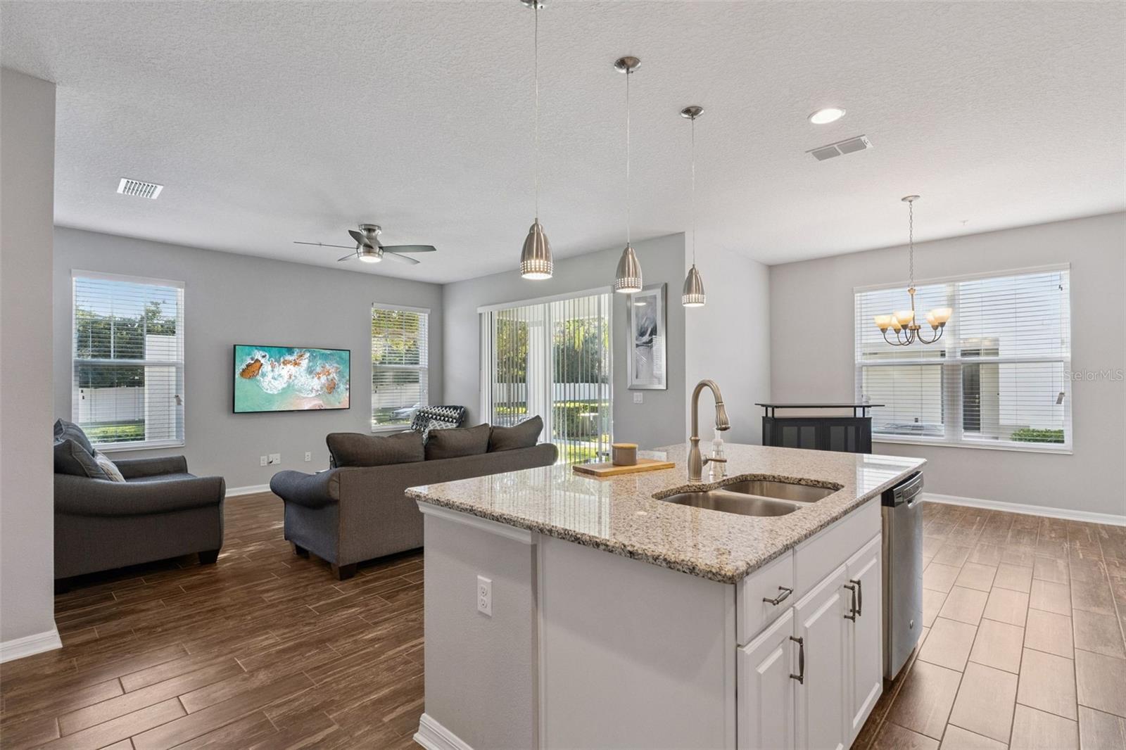 HICKORY HAMMOCK - Residential