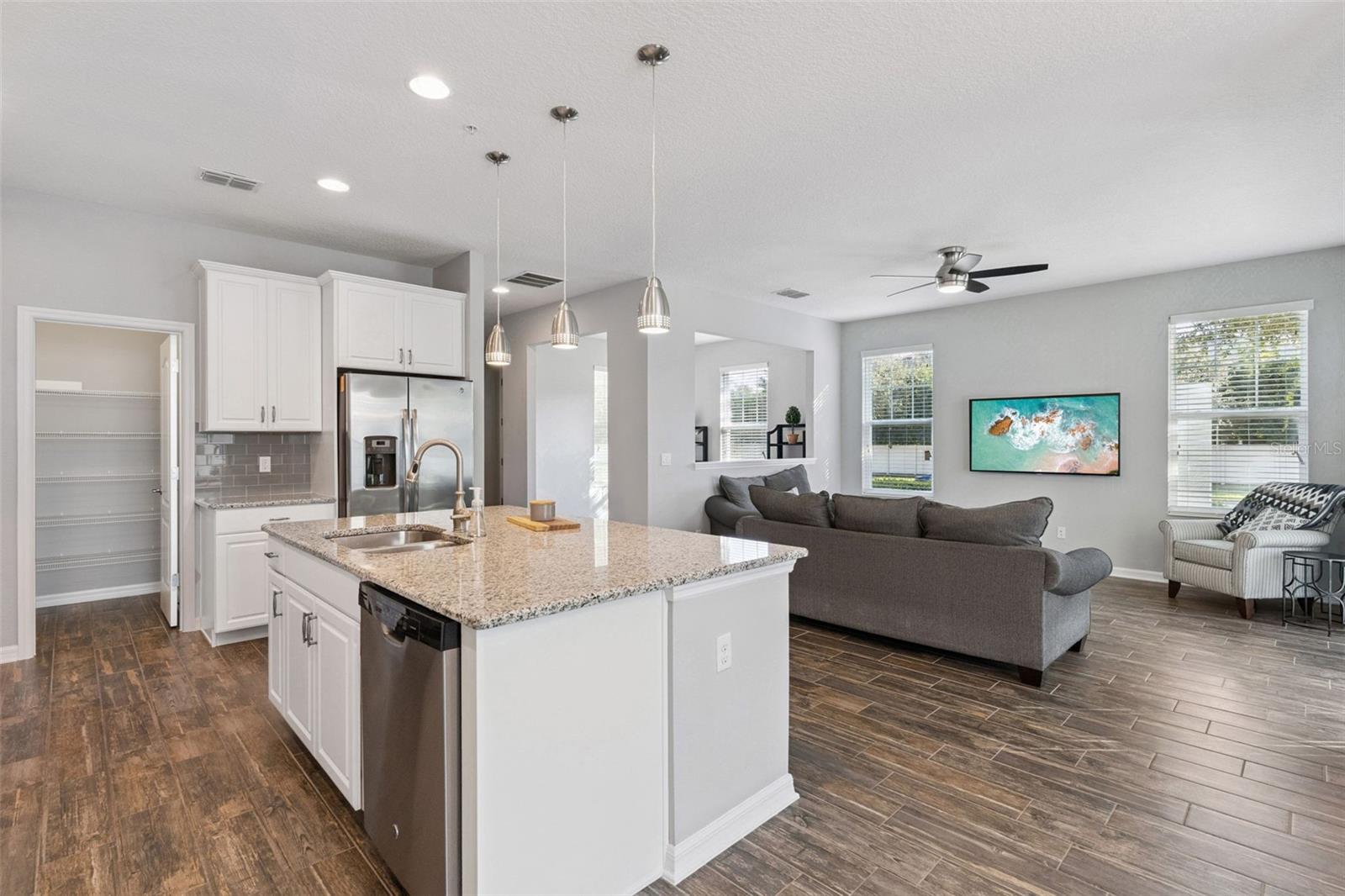 HICKORY HAMMOCK - Residential