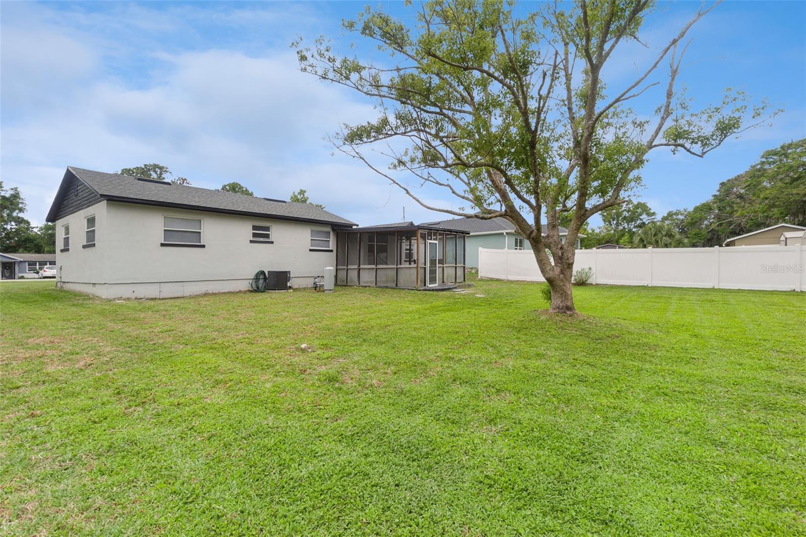 PLANTATION ESTATES UNIT 01 - Residential