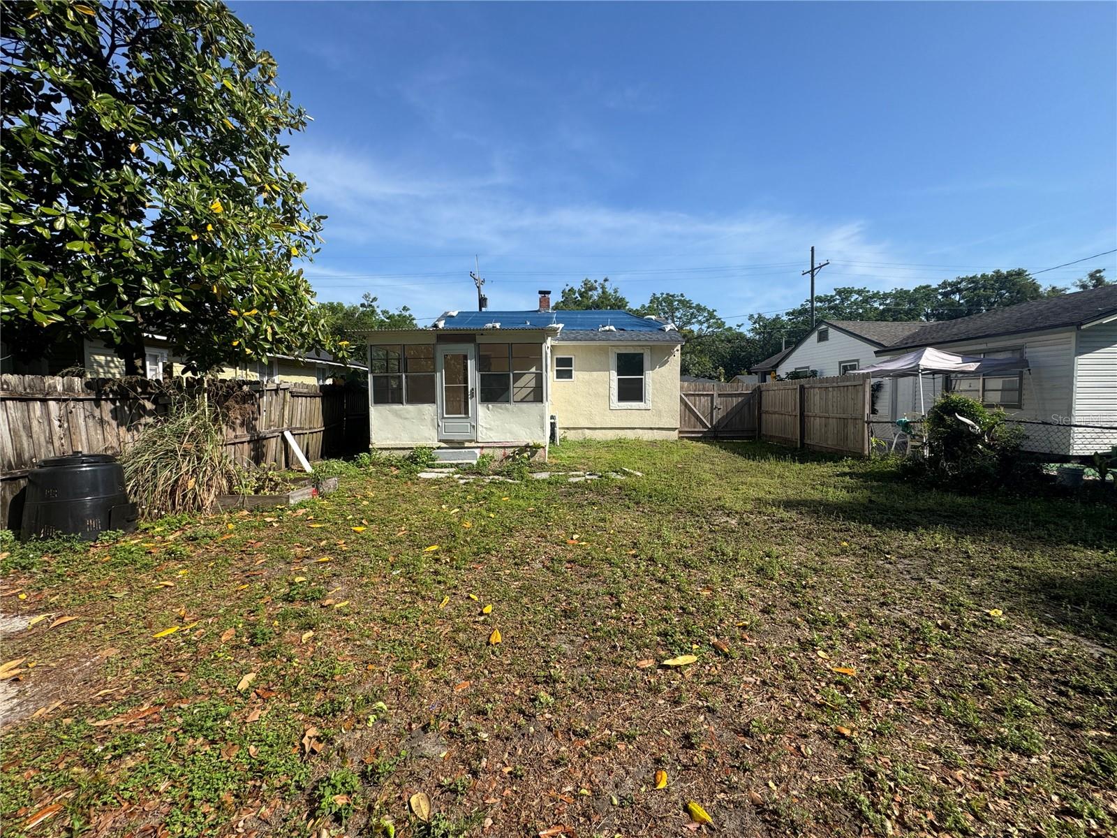 OAKWOOD PARK - Residential Lease