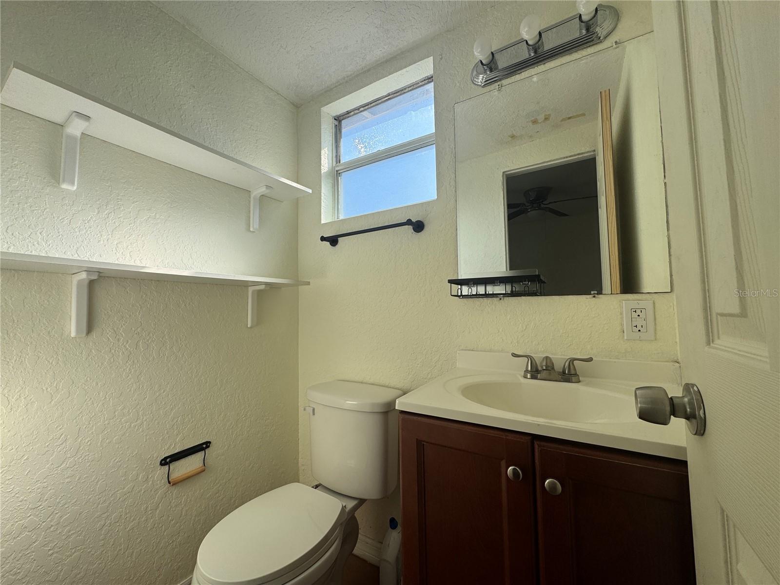 OAKWOOD PARK - Residential Lease