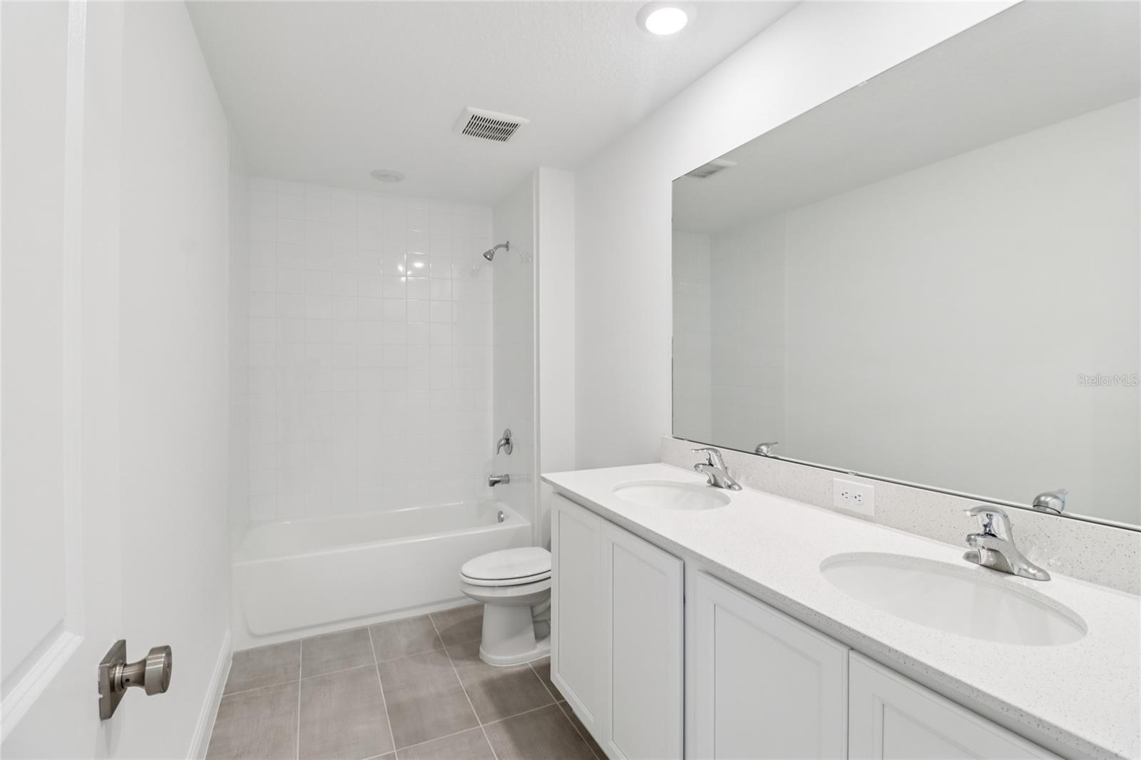 NORTHLAKE AT OVATION PHASE 2 & 3 - Residential