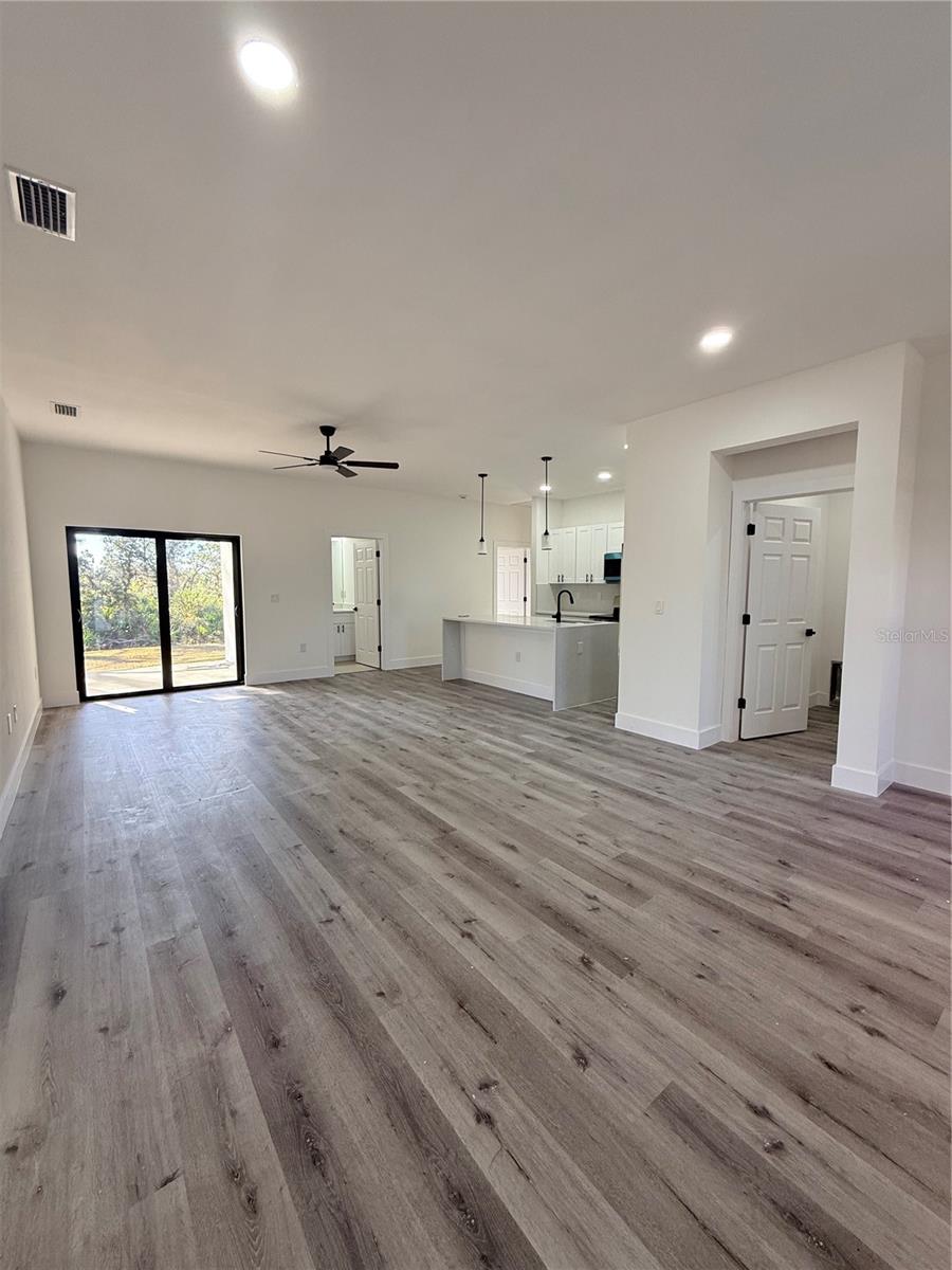 PORT CHARLOTTE SEC 057 - Residential Lease