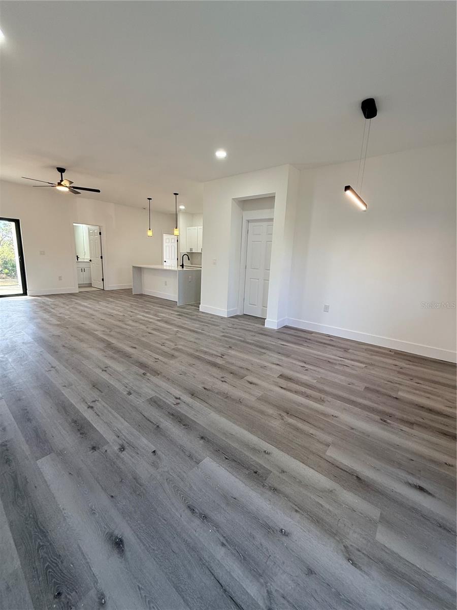 PORT CHARLOTTE SEC 057 - Residential Lease