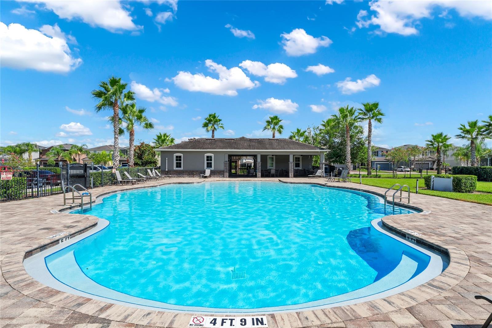 2119 TUDOR ROSE DRIVE