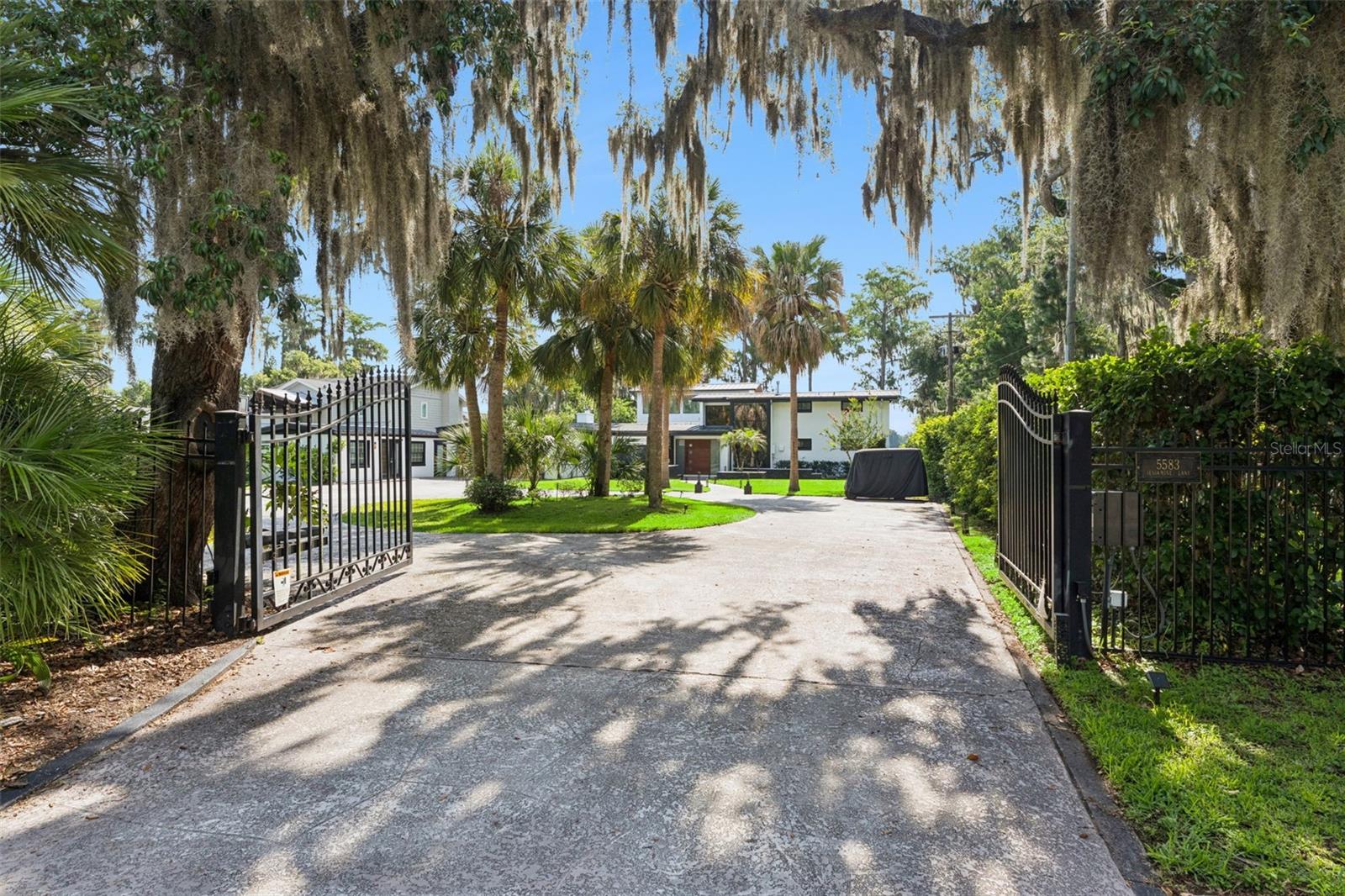 5583 JESSAMINE LANE
