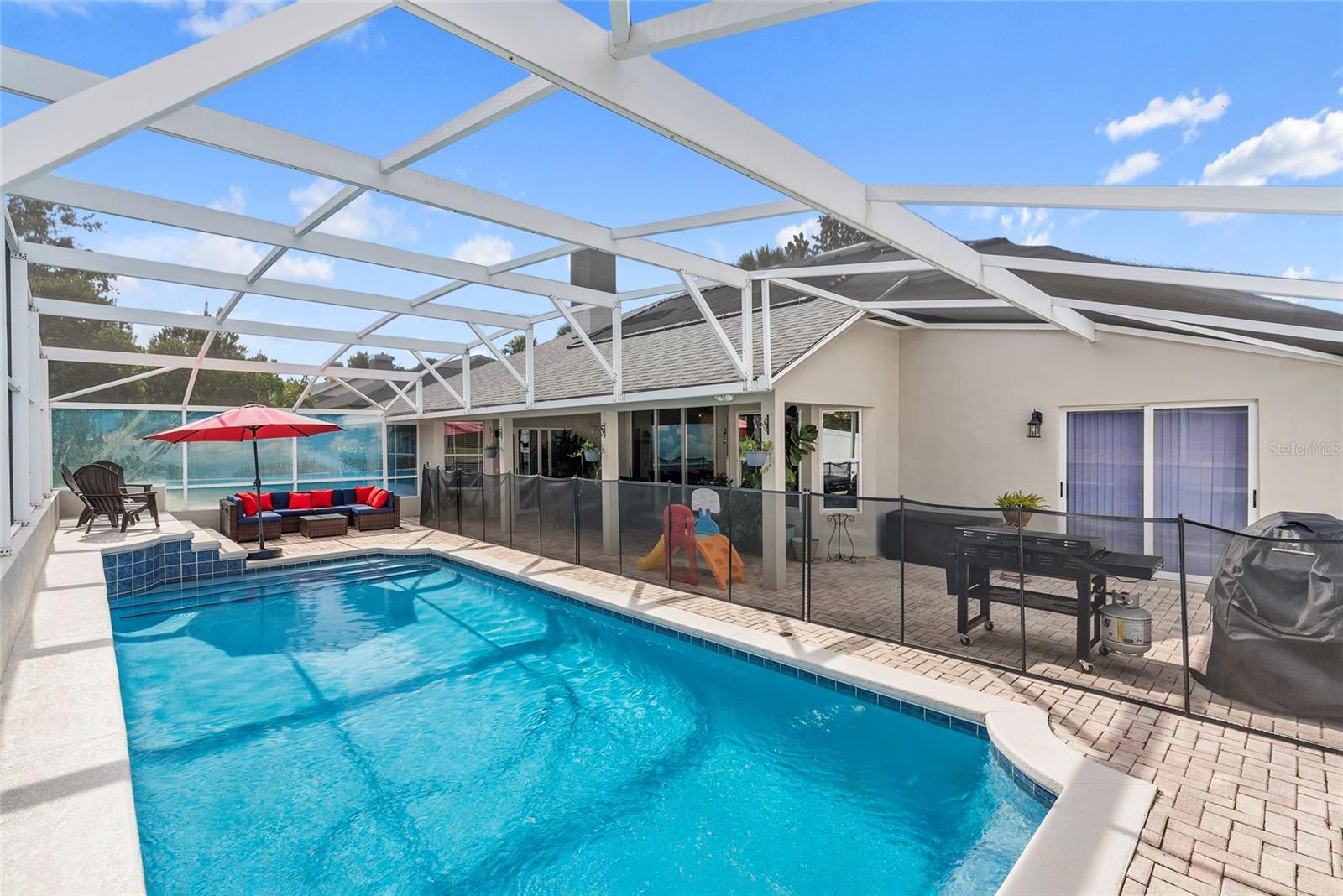 PALM COVE ESTATES - Residential