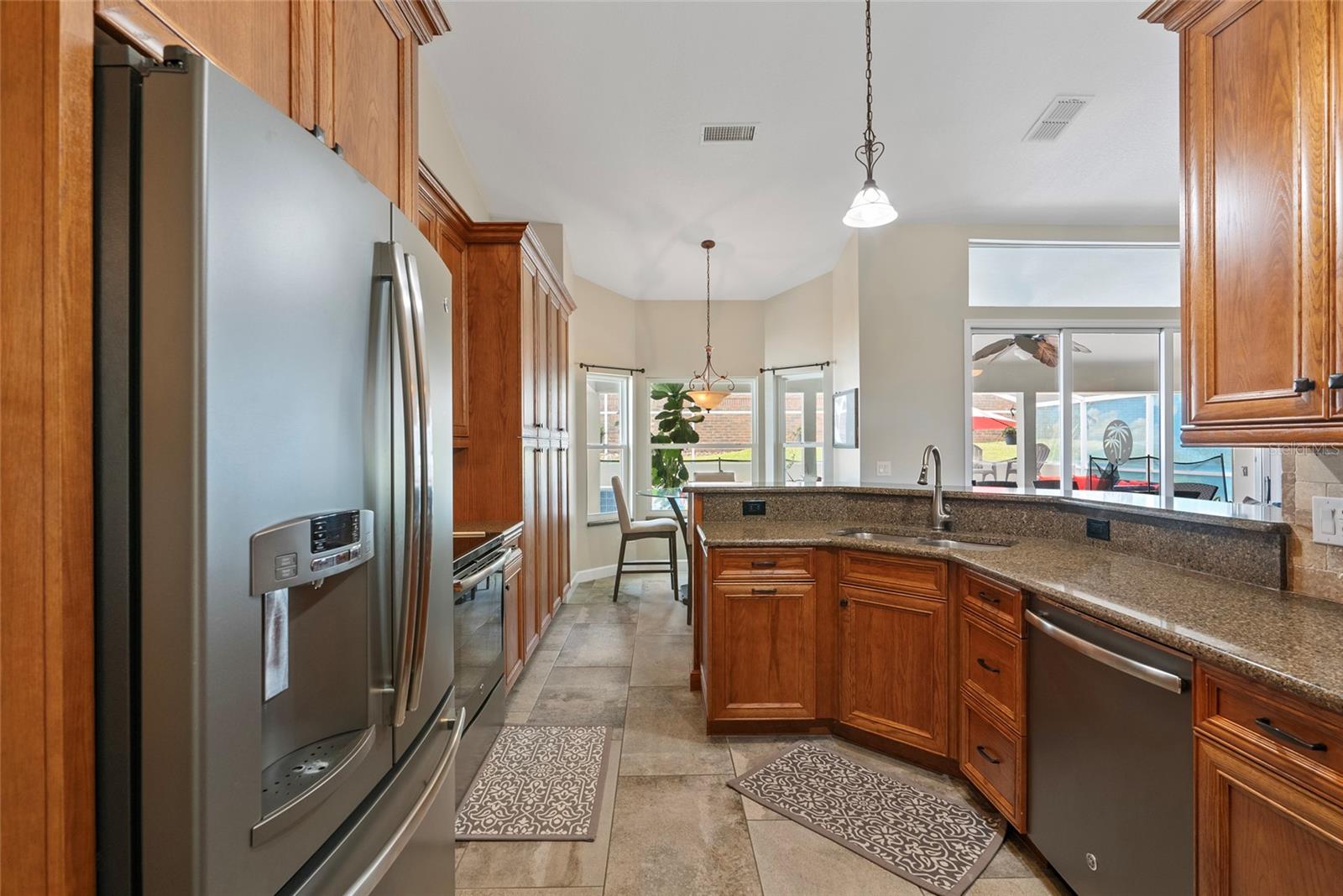 PALM COVE ESTATES - Residential