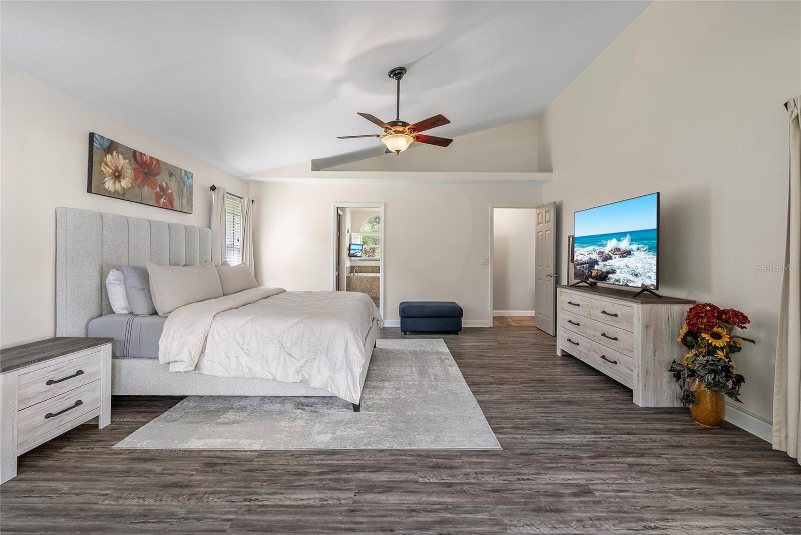 PALM COVE ESTATES - Residential