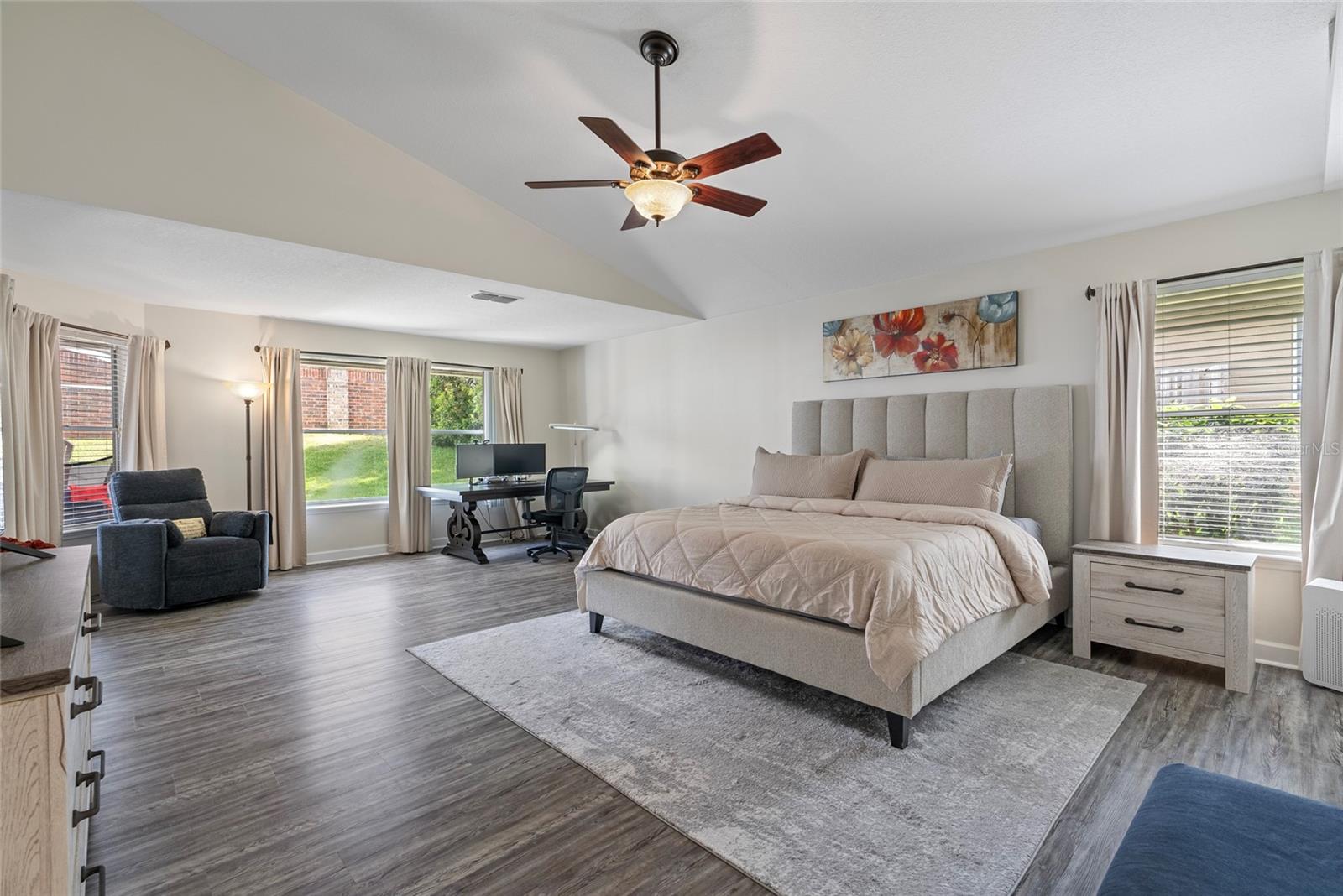 PALM COVE ESTATES - Residential