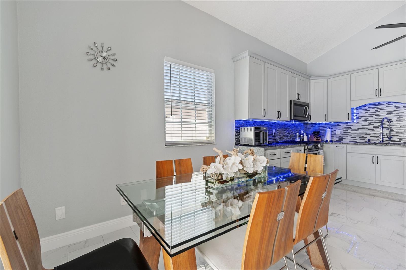 HOMELANDS - Residential