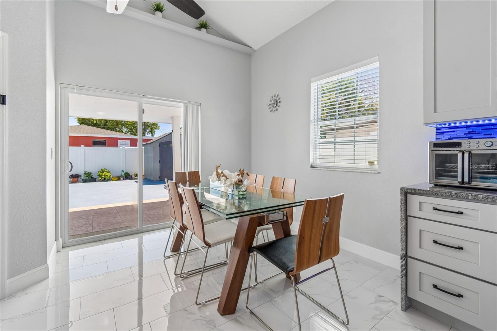 HOMELANDS - Residential