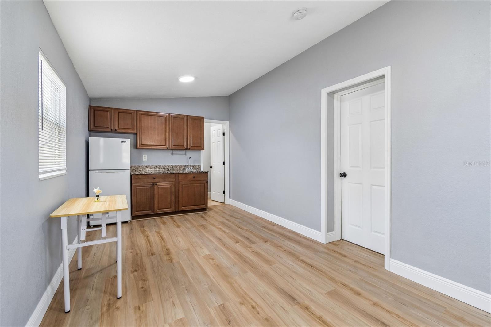 HOMELANDS - Residential