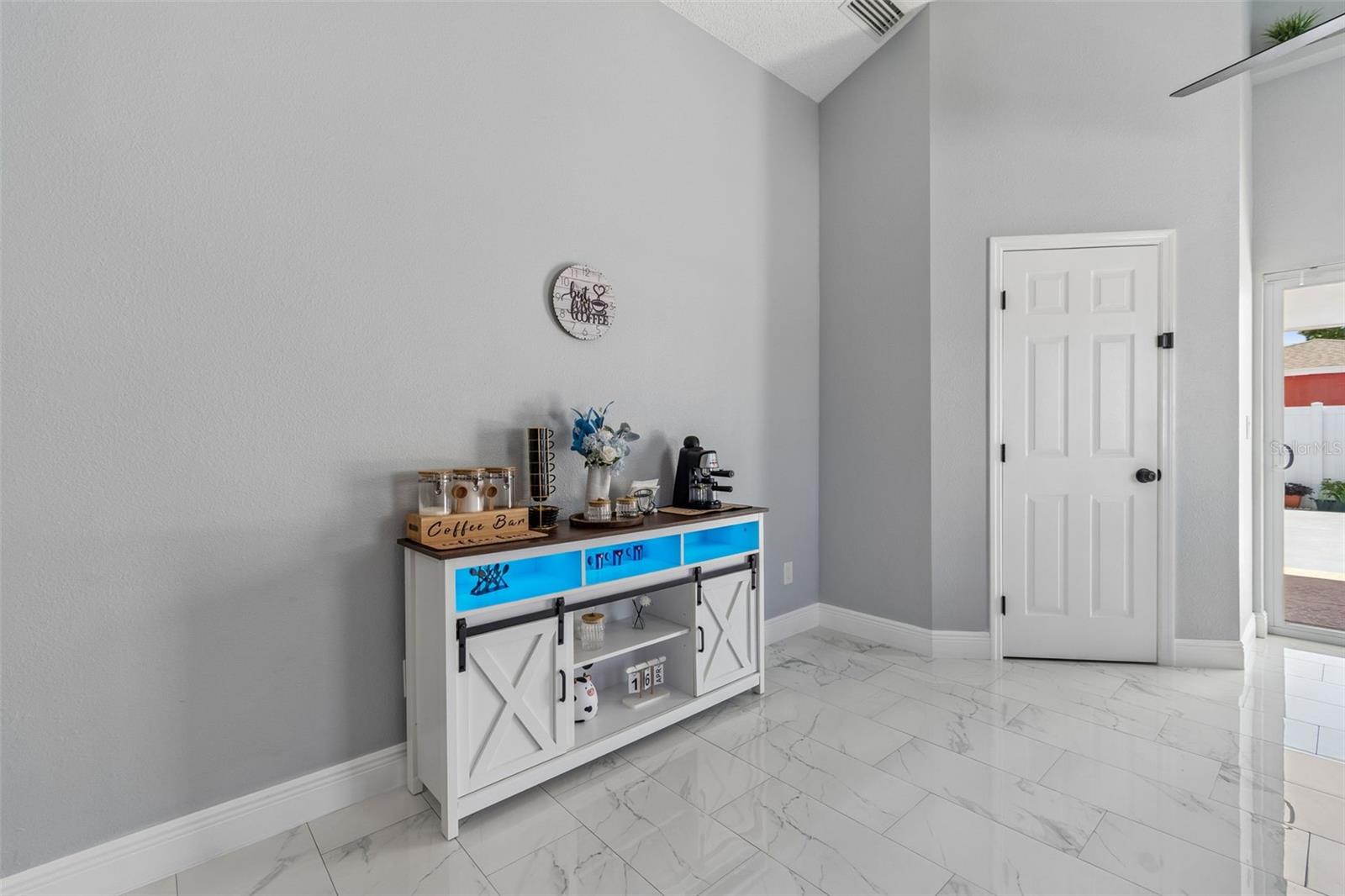 HOMELANDS - Residential